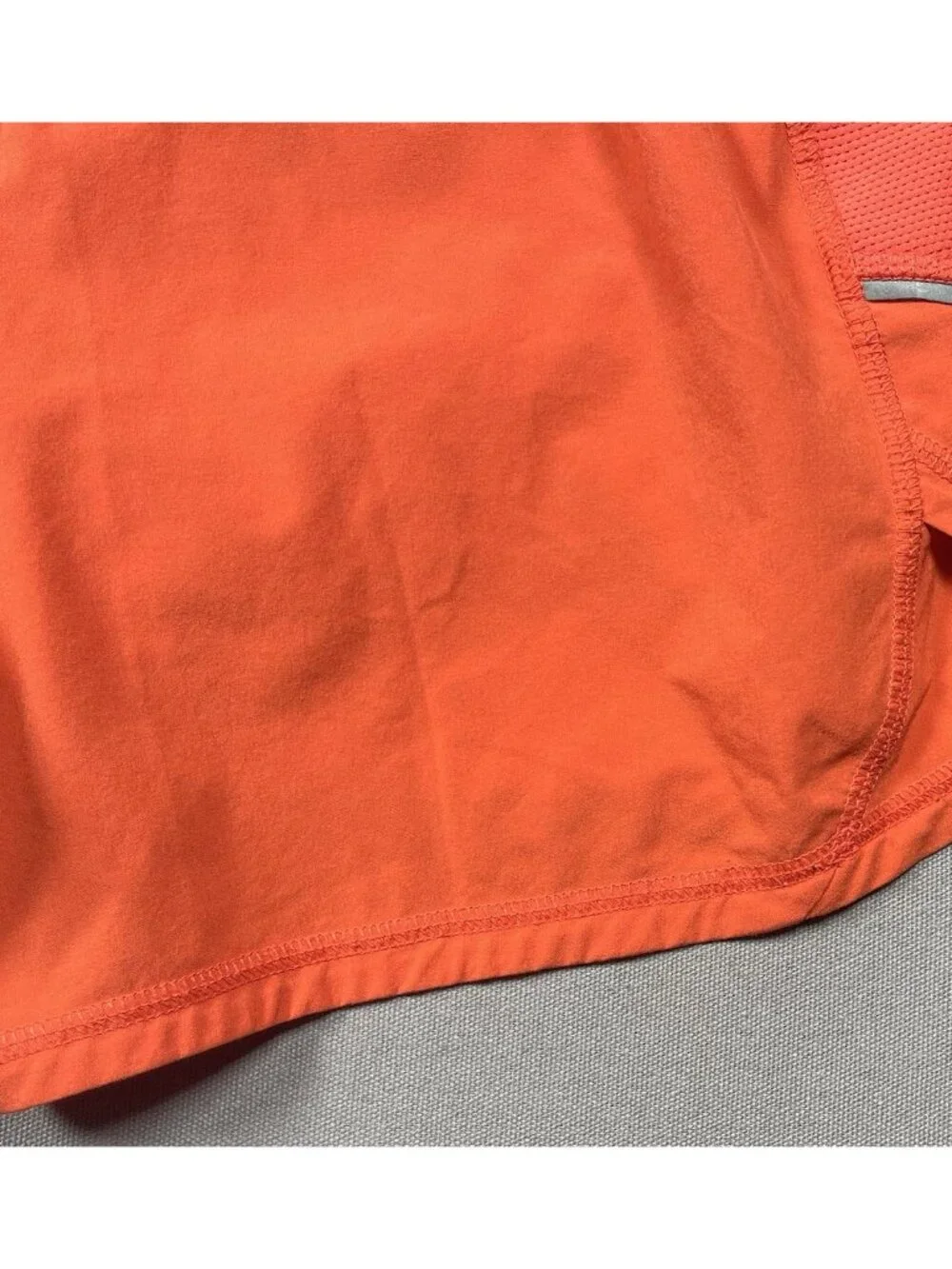Athleta Ready To Go Orange Athletic Mid Rise Shorts Inseam 3.5